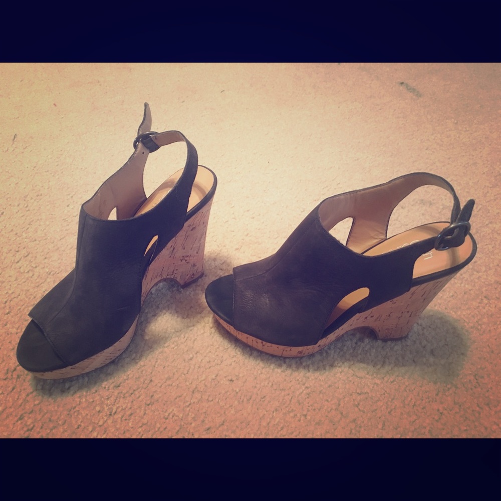 Never worn